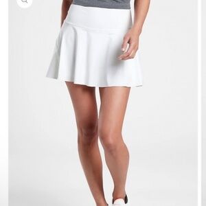 Athleta Women’s White  Ace Tennis/Golf/Running Skort SZ L Pleated Light Weight